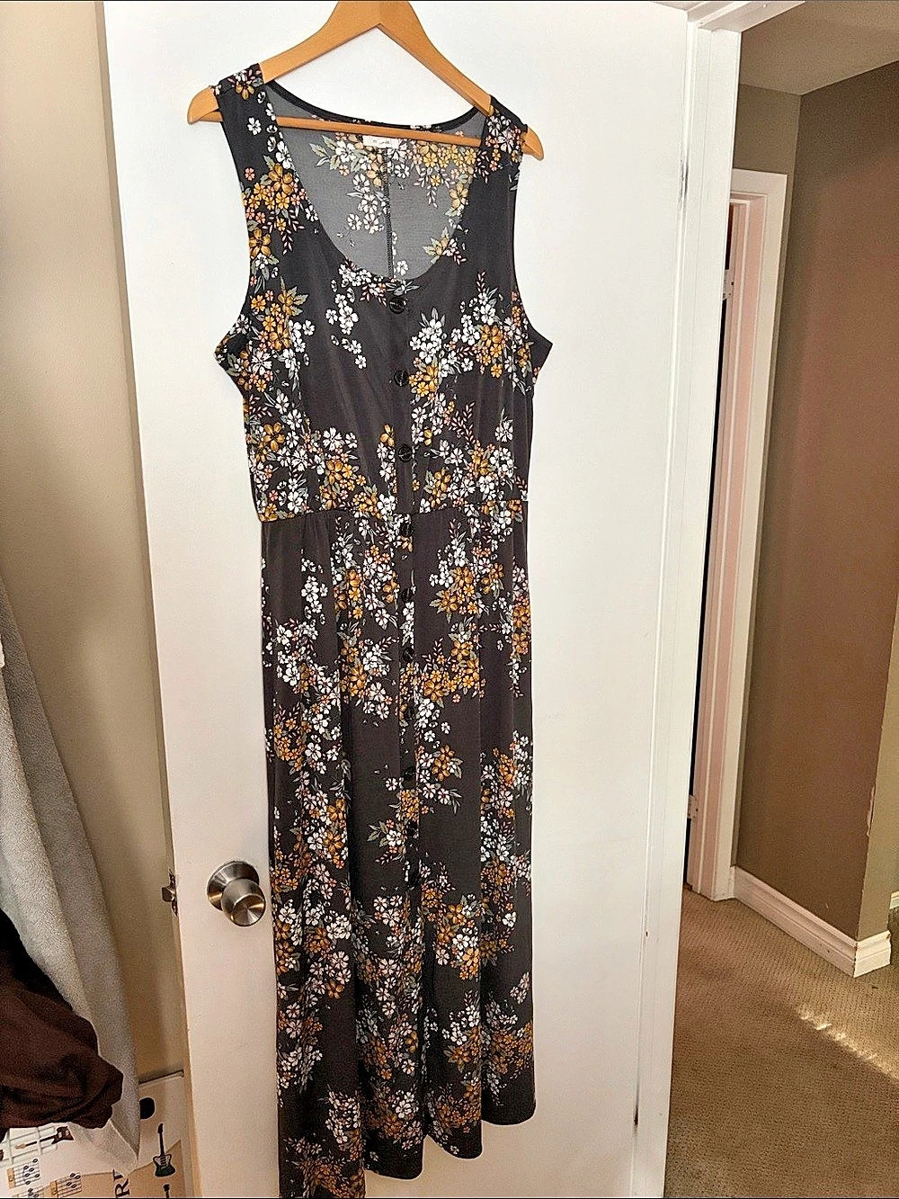 Floral Maxi Dress in Black & Yellow Like New